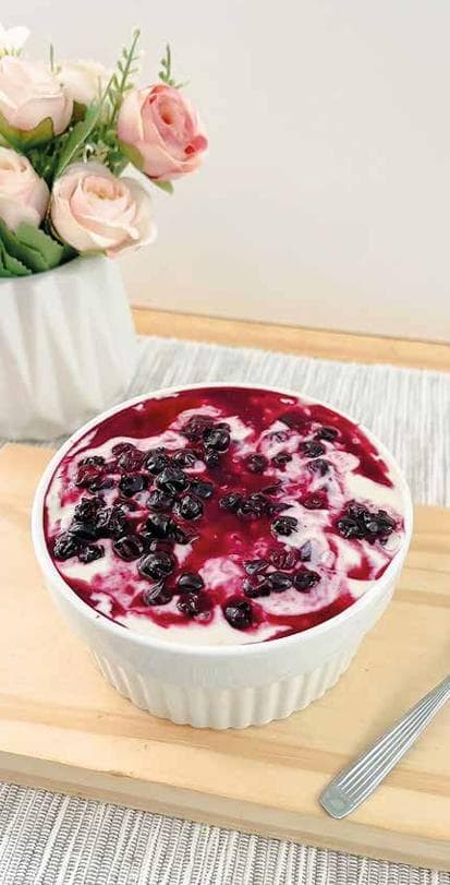 Avena trasnochada sabor cheesecake de arándanos